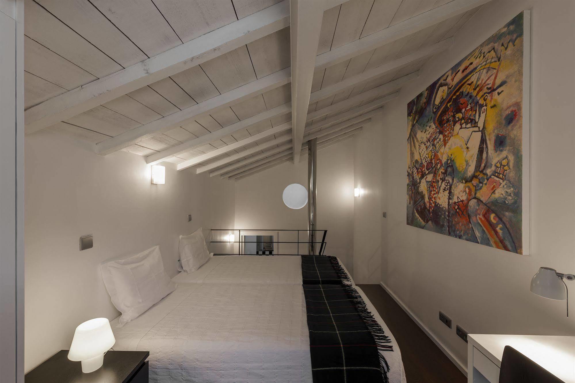 Olala Fine Arts Flats * Porto